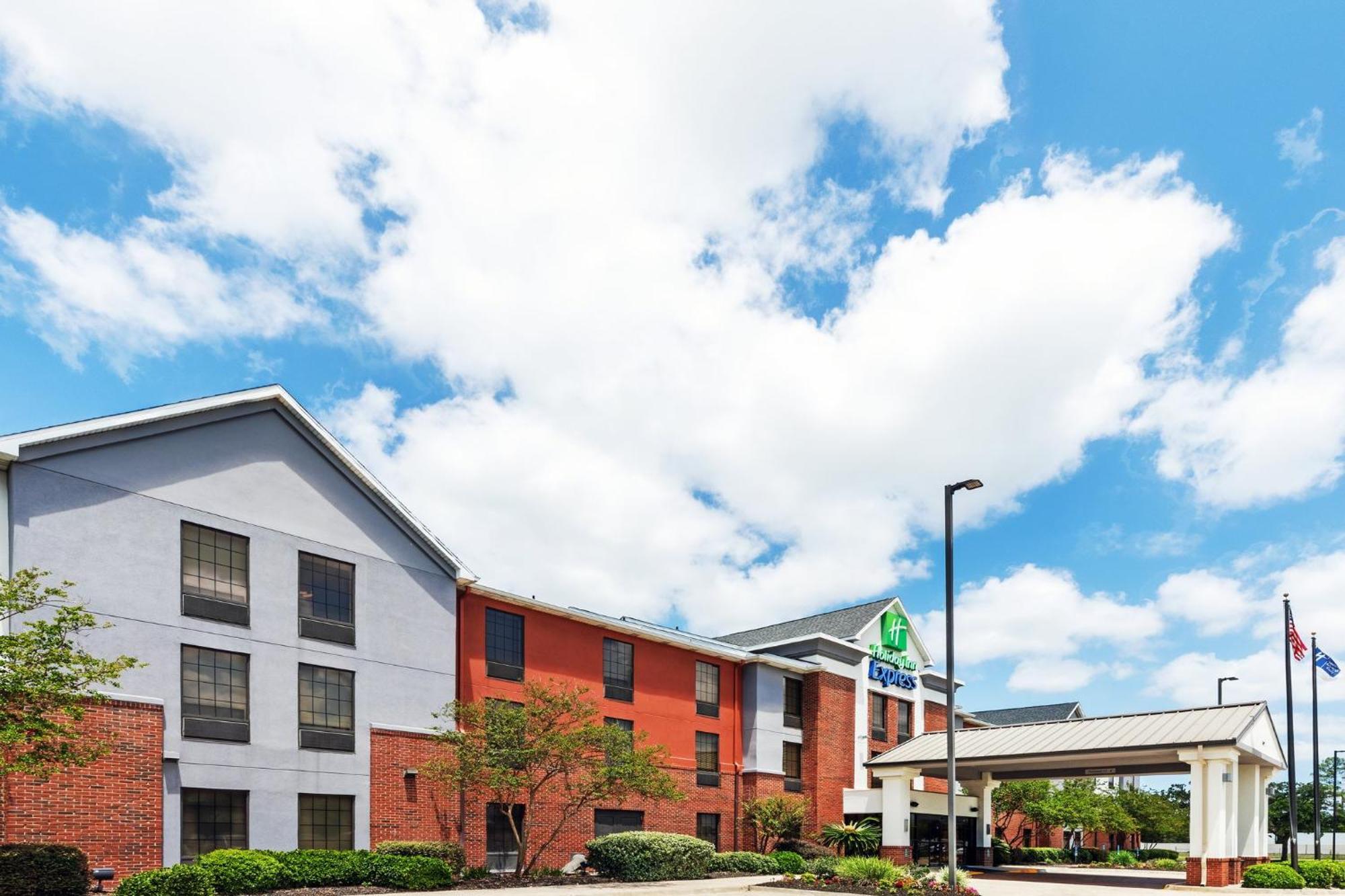 Holiday Inn Express & Suites Sulphur - Lake Charles By Ihg Kültér fotó