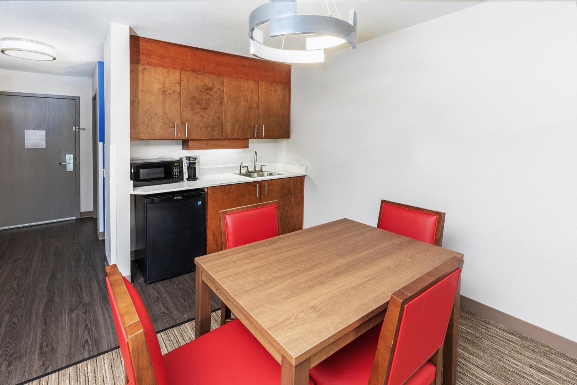 Holiday Inn Express & Suites Sulphur - Lake Charles By Ihg Kültér fotó