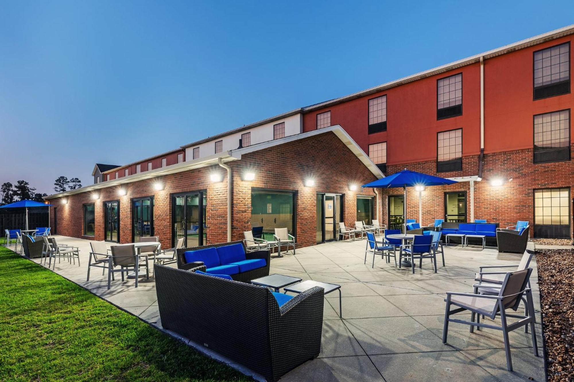 Holiday Inn Express & Suites Sulphur - Lake Charles By Ihg Kültér fotó