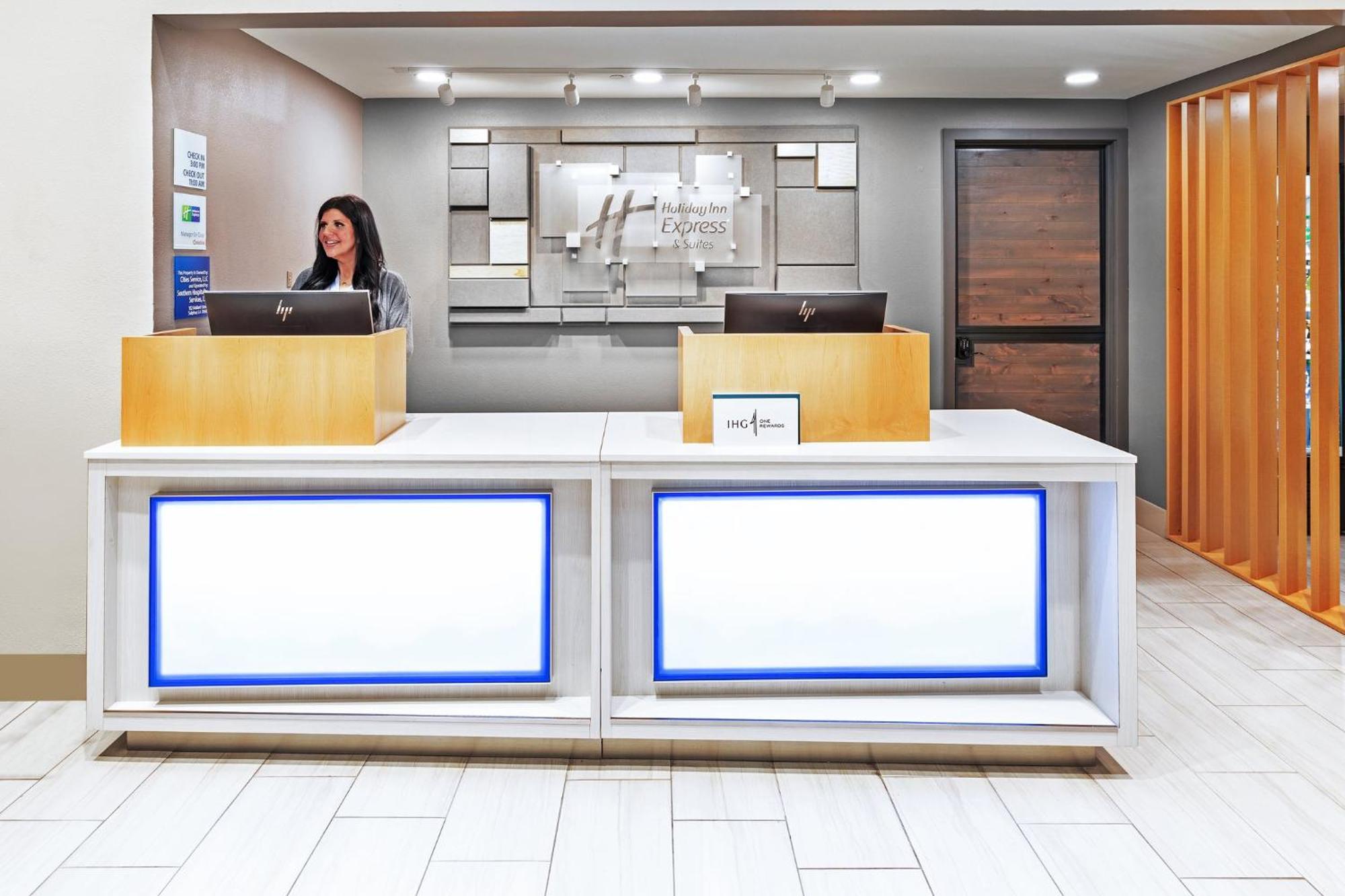 Holiday Inn Express & Suites Sulphur - Lake Charles By Ihg Kültér fotó